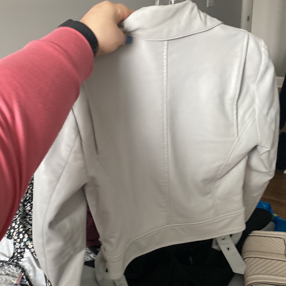 Light Gray Leather - image 2